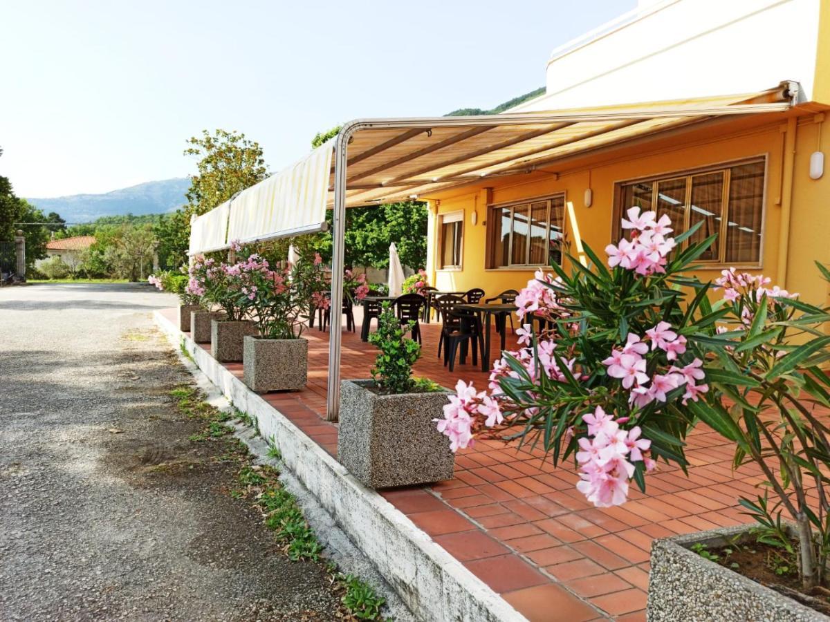 Pesche Hotel Santa Maria Del Bagno מראה חיצוני תמונה